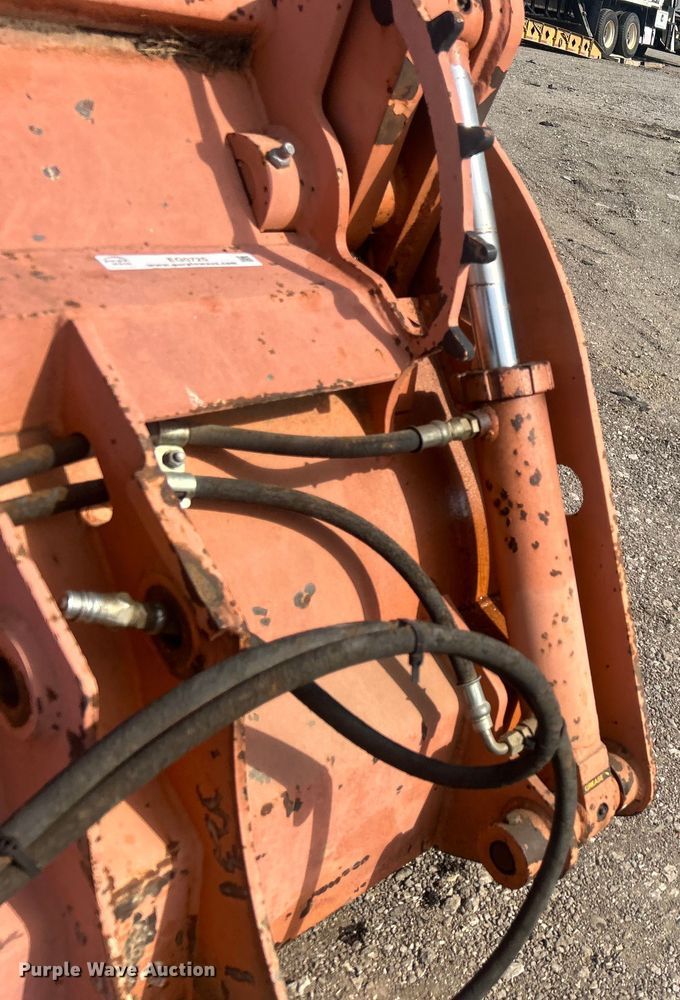 image for item EG0725 Dymax 3661D1 four-in-one bucket