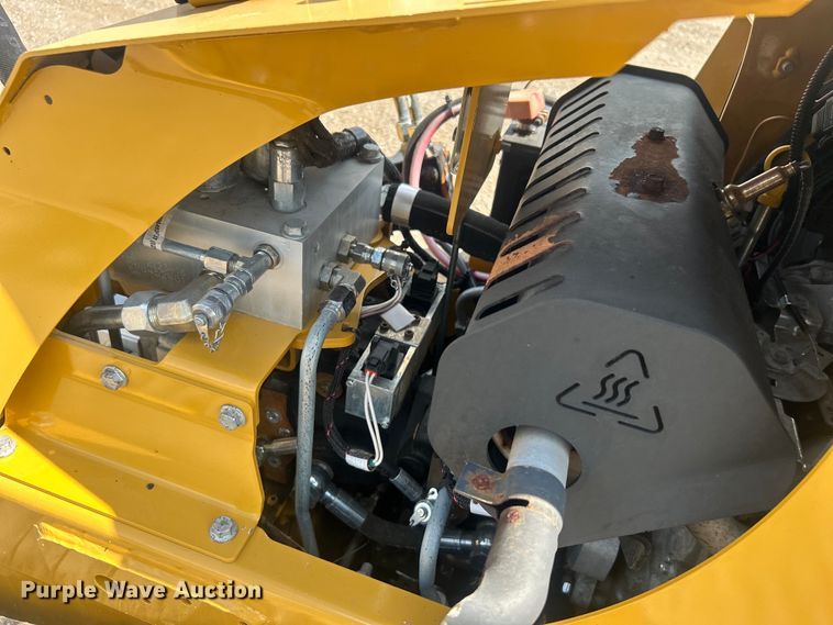 image for item EG0728 2021 Vermeer SPX25 cable plow