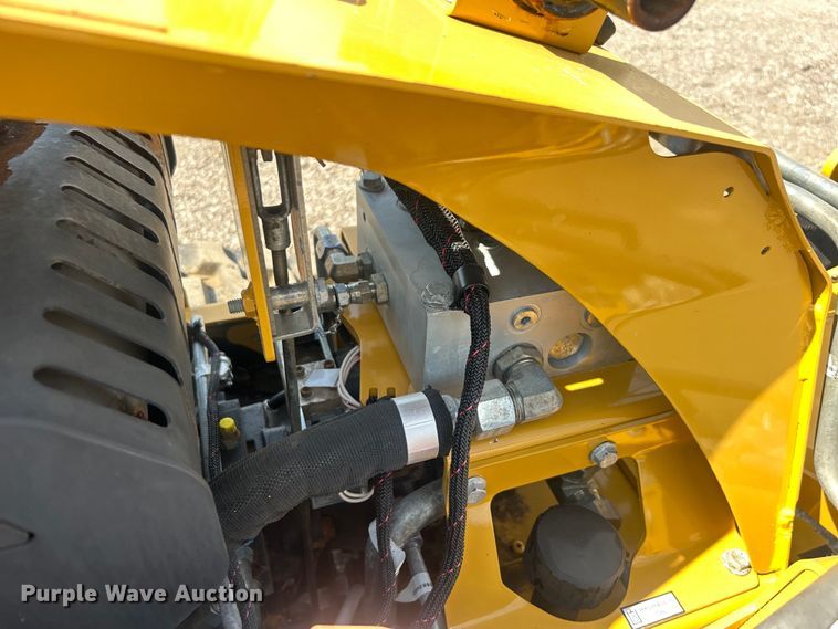 image for item EG0728 2021 Vermeer SPX25 cable plow