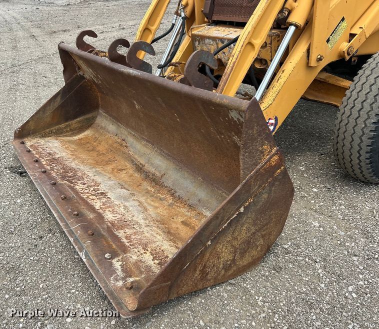 image for item EG0743 1991 Case 580 Super K backhoe