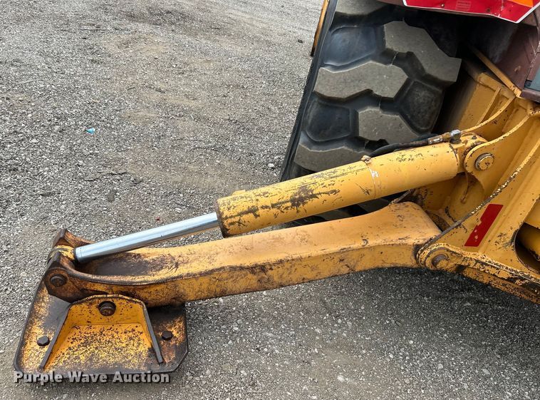image for item EG0743 1991 Case 580 Super K backhoe