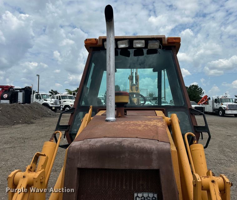 image for item EG0743 1991 Case 580 Super K backhoe