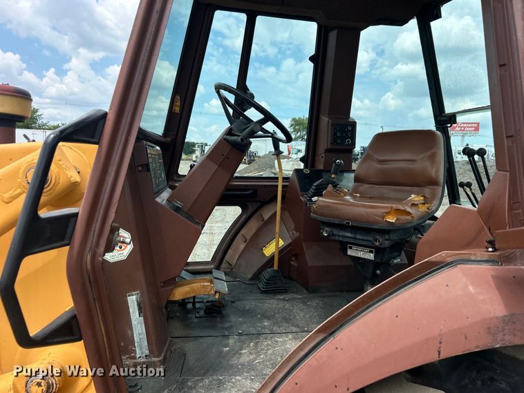 image for item EG0743 1991 Case 580 Super K backhoe