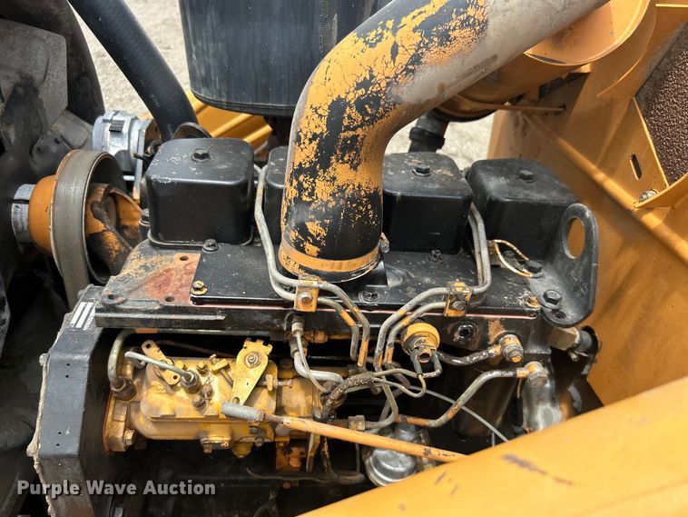 image for item EG0743 1991 Case 580 Super K backhoe
