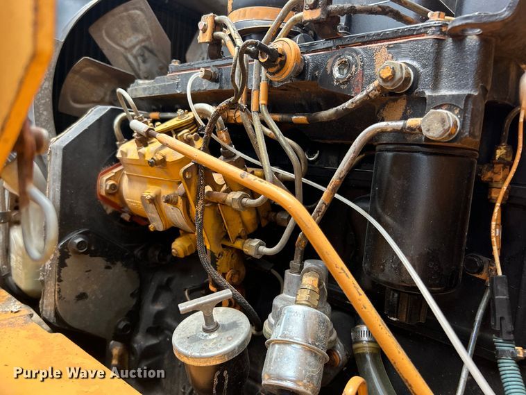 image for item EG0743 1991 Case 580 Super K backhoe