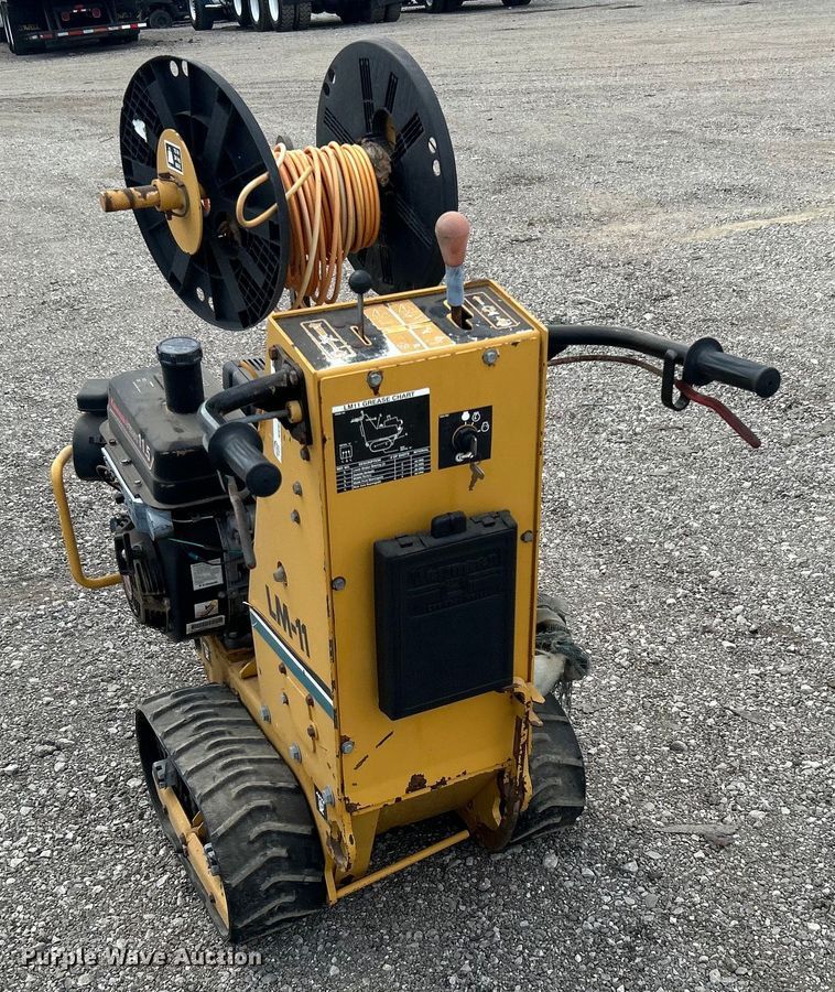 image for item EG0746 1999 Vermeer  LM11 cable plow