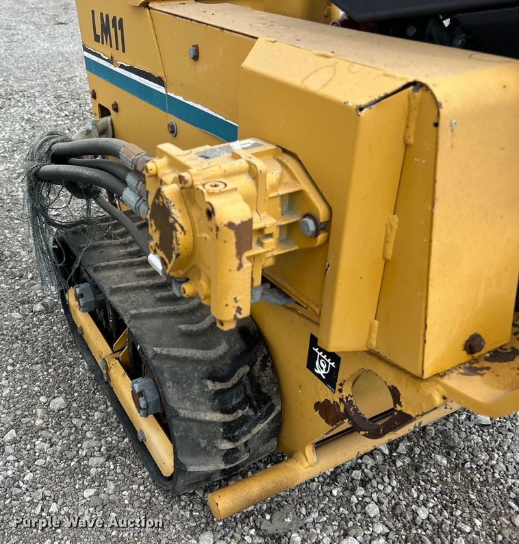 image for item EG0746 1999 Vermeer  LM11 cable plow