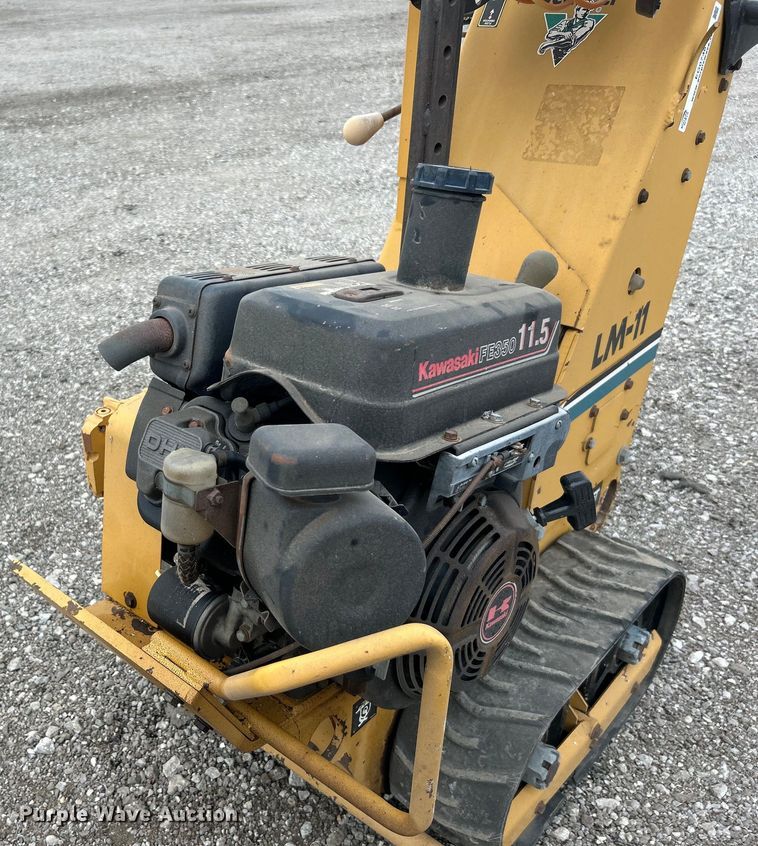 image for item EG0746 1999 Vermeer  LM11 cable plow