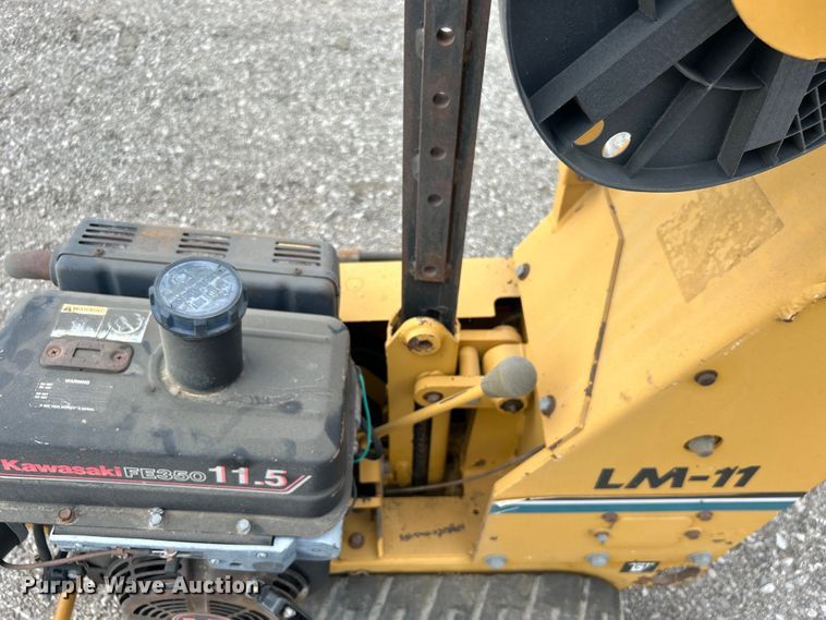 image for item EG0746 1999 Vermeer  LM11 cable plow