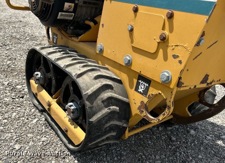 image for item EG0746 1999 Vermeer  LM11 cable plow