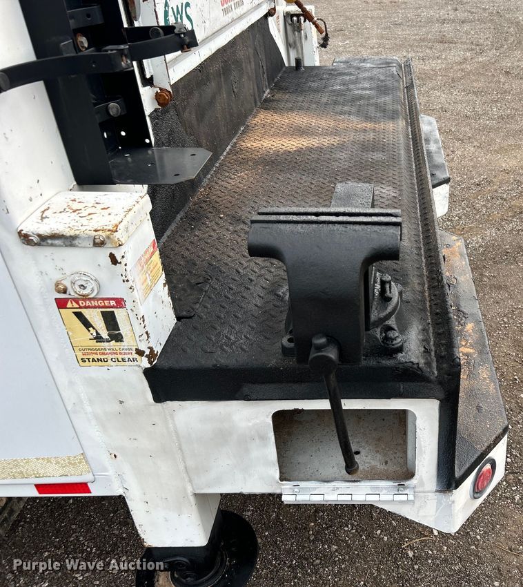 image for item EG0756 2008 Ford F750 Super Duty  utility / service truck