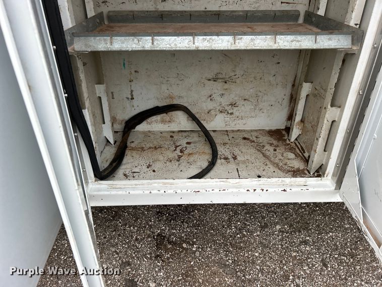 image for item EG0756 2008 Ford F750 Super Duty  utility / service truck