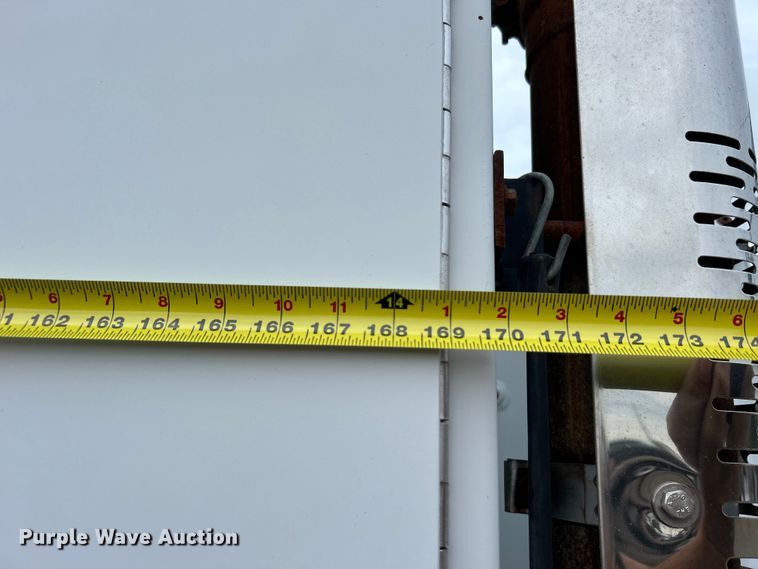 image for item EG0756 2008 Ford F750 Super Duty  utility / service truck