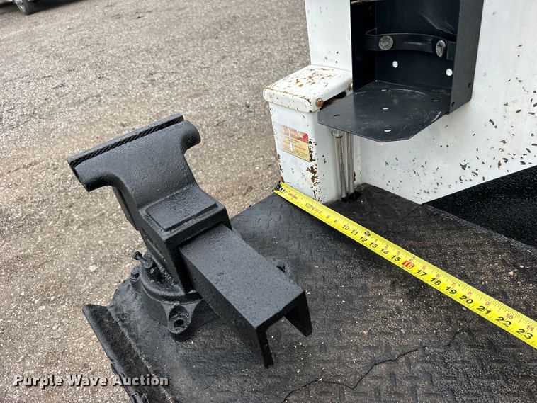 image for item EG0756 2008 Ford F750 Super Duty  utility / service truck