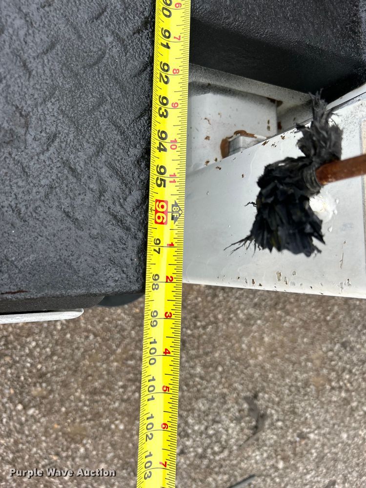 image for item EG0756 2008 Ford F750 Super Duty  utility / service truck