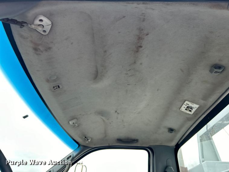 image for item EG0756 2008 Ford F750 Super Duty  utility / service truck