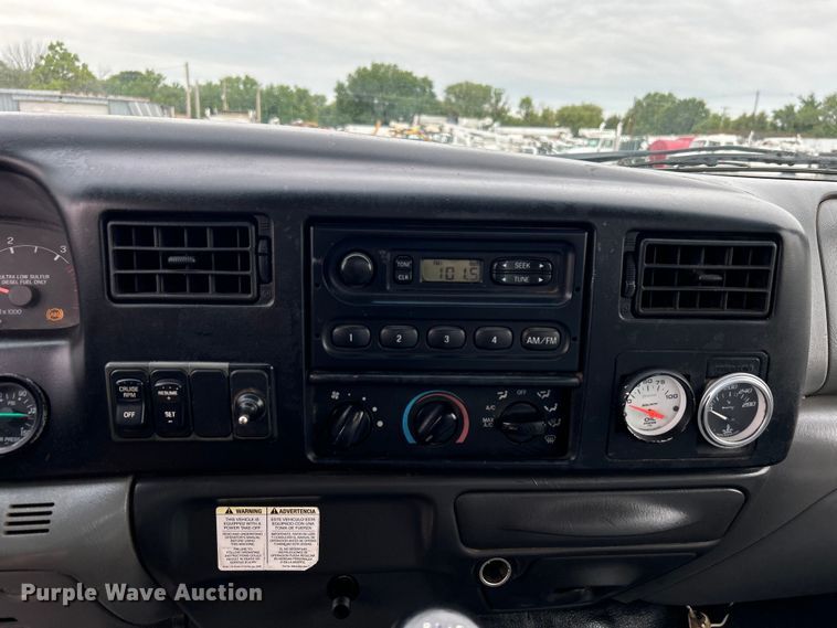 image for item EG0756 2008 Ford F750 Super Duty  utility / service truck