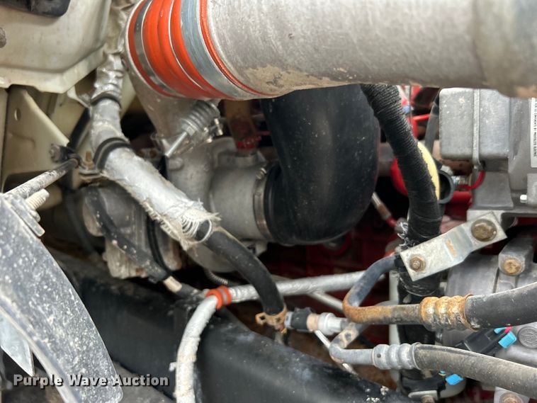 image for item EG0756 2008 Ford F750 Super Duty  utility / service truck