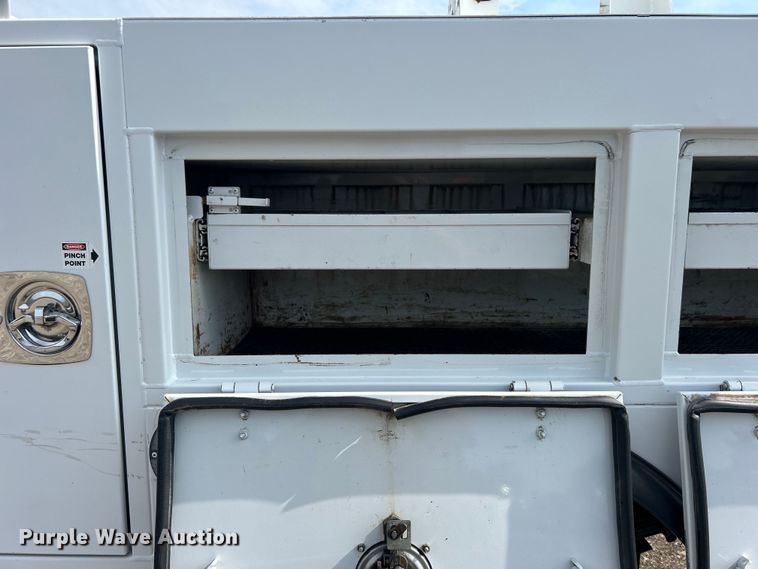 image for item EG0761 2012 Chevrolet  Silverado 2500HD Ext. Cab utility bed pickup truck