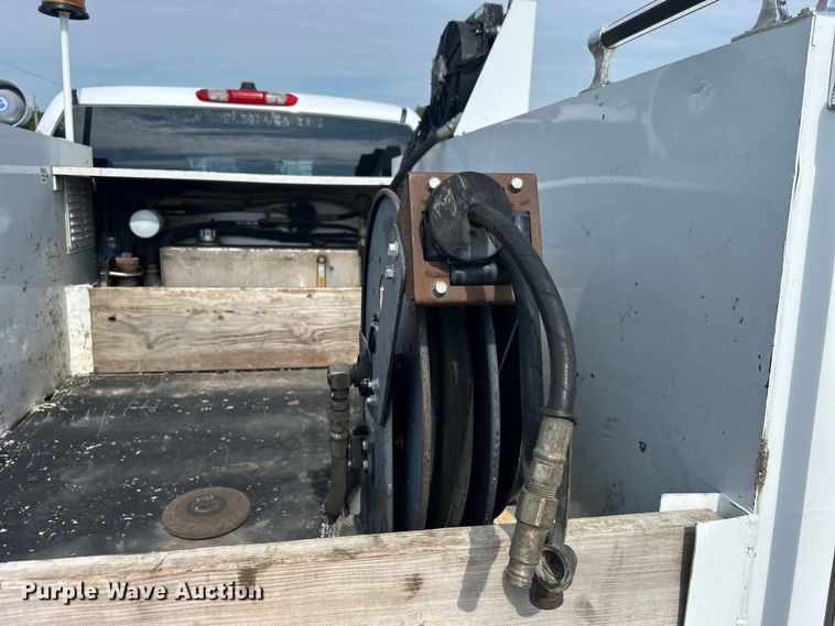 image for item EG0761 2012 Chevrolet  Silverado 2500HD Ext. Cab utility bed pickup truck