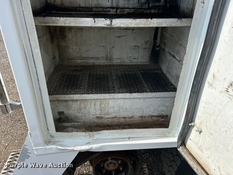 image for item EG0761 2012 Chevrolet  Silverado 2500HD Ext. Cab utility bed pickup truck