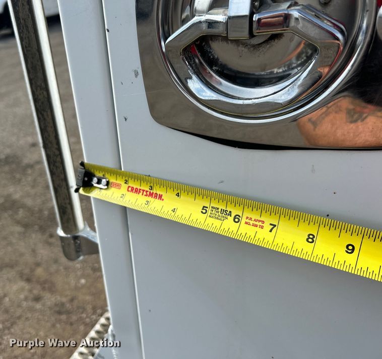 image for item EG0761 2012 Chevrolet  Silverado 2500HD Ext. Cab utility bed pickup truck