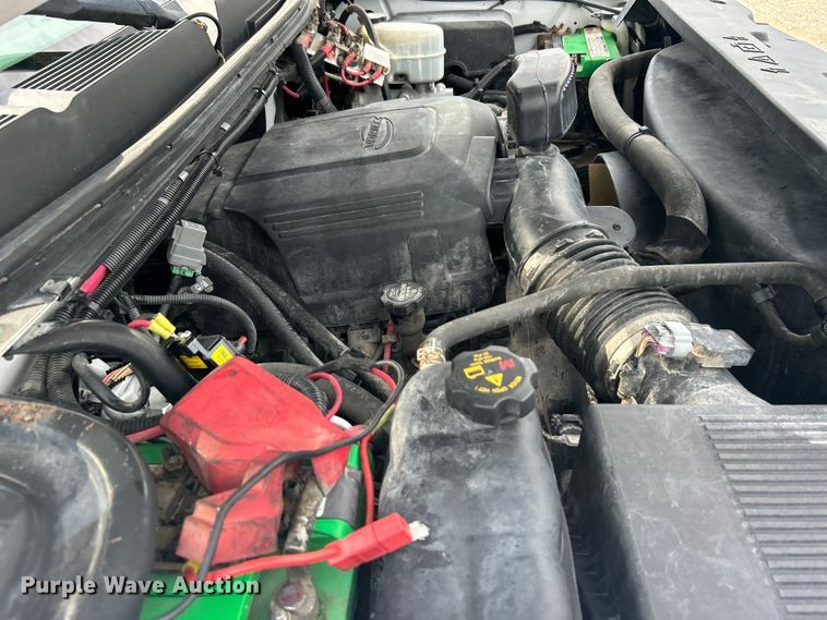 image for item EG0761 2012 Chevrolet  Silverado 2500HD Ext. Cab utility bed pickup truck