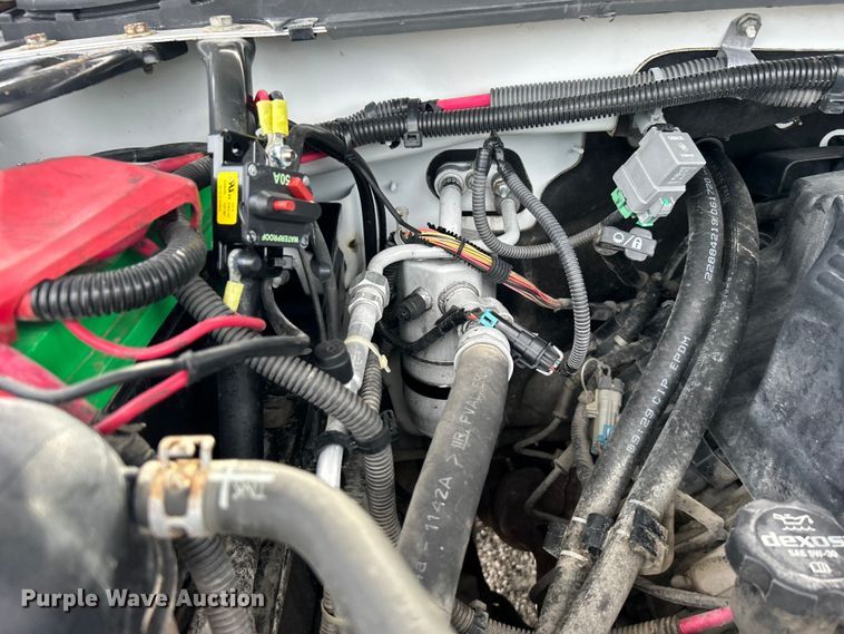 image for item EG0761 2012 Chevrolet  Silverado 2500HD Ext. Cab utility bed pickup truck