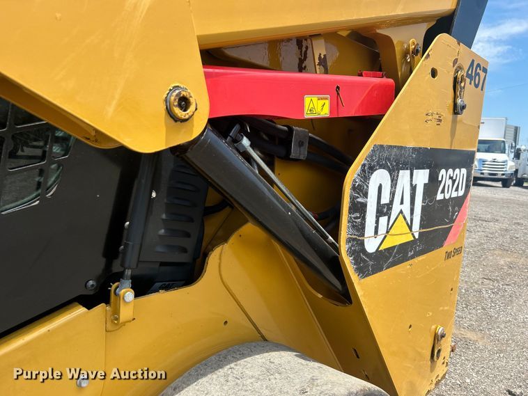 image for item EG0766 2016 Caterpillar  262D skid steer loader