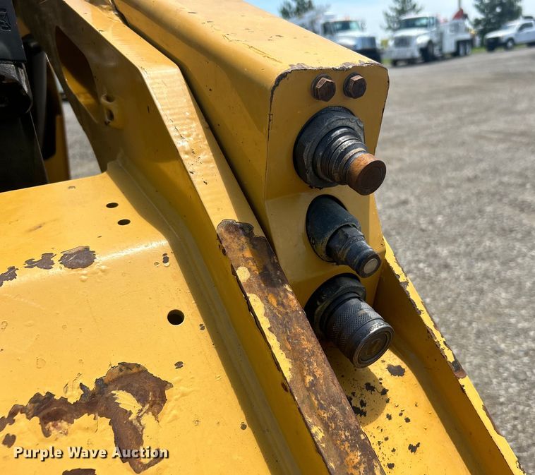 image for item EG0766 2016 Caterpillar  262D skid steer loader