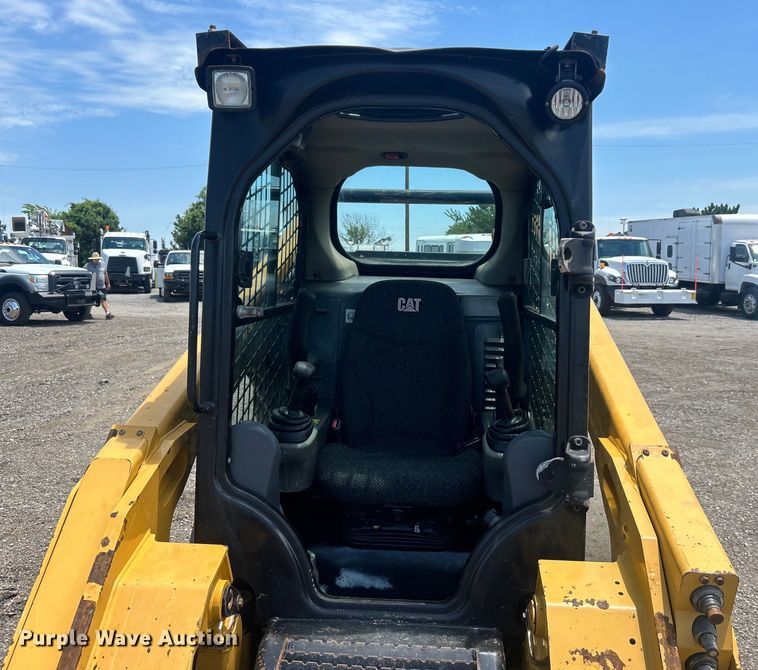 image for item EG0766 2016 Caterpillar  262D skid steer loader