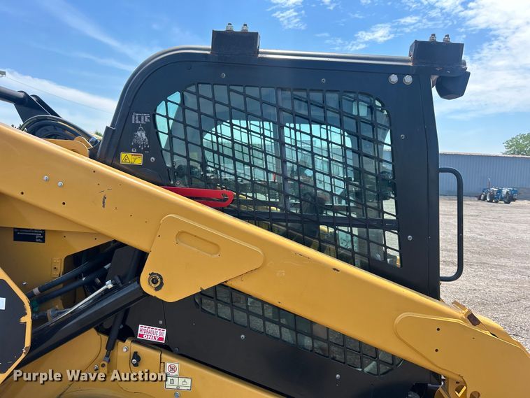 image for item EG0766 2016 Caterpillar  262D skid steer loader