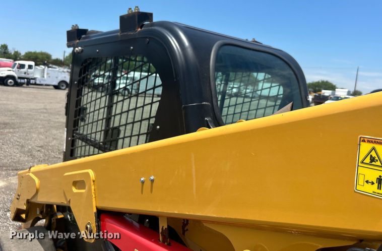 image for item EG0766 2016 Caterpillar  262D skid steer loader