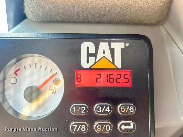 image for item EG0766 2016 Caterpillar  262D skid steer loader