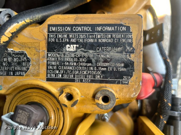 image for item EG0766 2016 Caterpillar  262D skid steer loader
