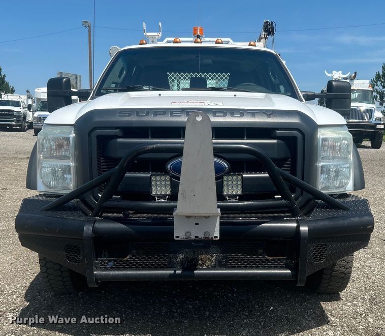 image for item EG0771 2016 Ford F550 Super Duty  Crew Cab utility / service truck