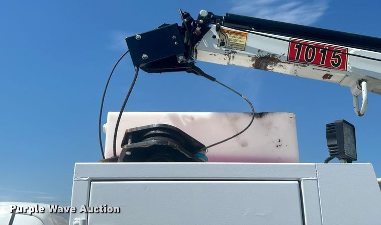 image for item EG0771 2016 Ford F550 Super Duty  Crew Cab utility / service truck