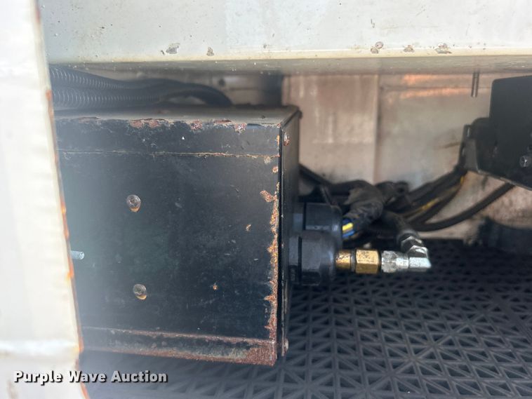 image for item EG0771 2016 Ford F550 Super Duty  Crew Cab utility / service truck