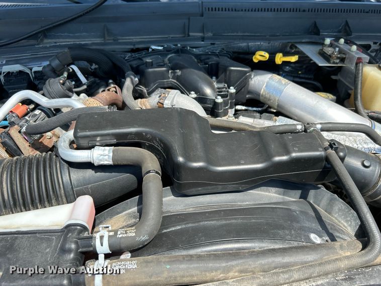 image for item EG0771 2016 Ford F550 Super Duty  Crew Cab utility / service truck