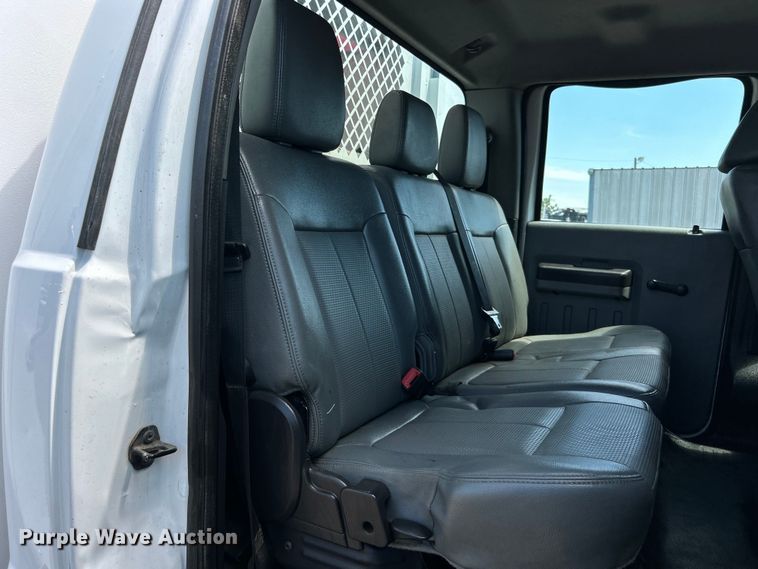 image for item EG0771 2016 Ford F550 Super Duty  Crew Cab utility / service truck