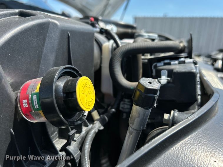 image for item EG0771 2016 Ford F550 Super Duty  Crew Cab utility / service truck