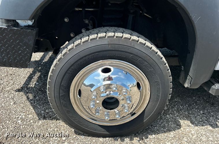 image for item EG0771 2016 Ford F550 Super Duty  Crew Cab utility / service truck