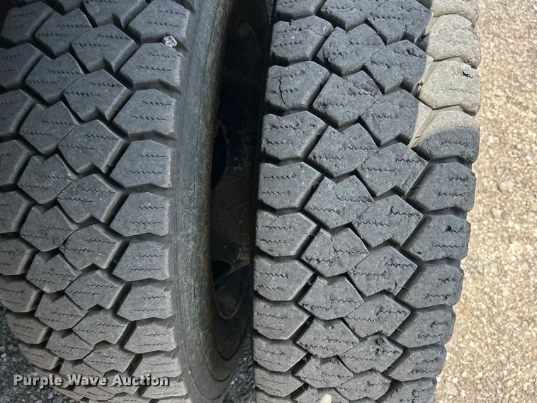 image for item EG0771 2016 Ford F550 Super Duty  Crew Cab utility / service truck