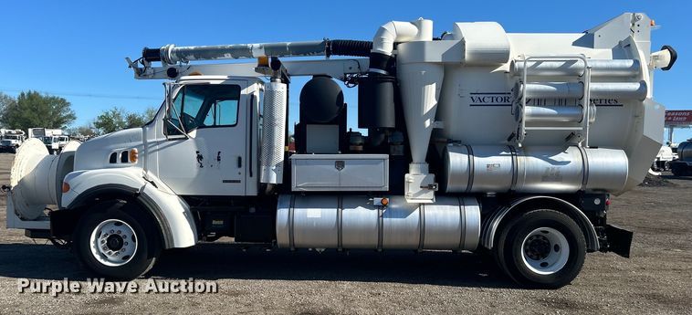 image for item EG1421 2000 Sterling L-Line sewer jetter truck