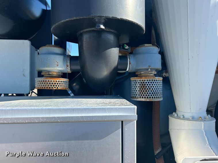 image for item EG1421 2000 Sterling L-Line sewer jetter truck