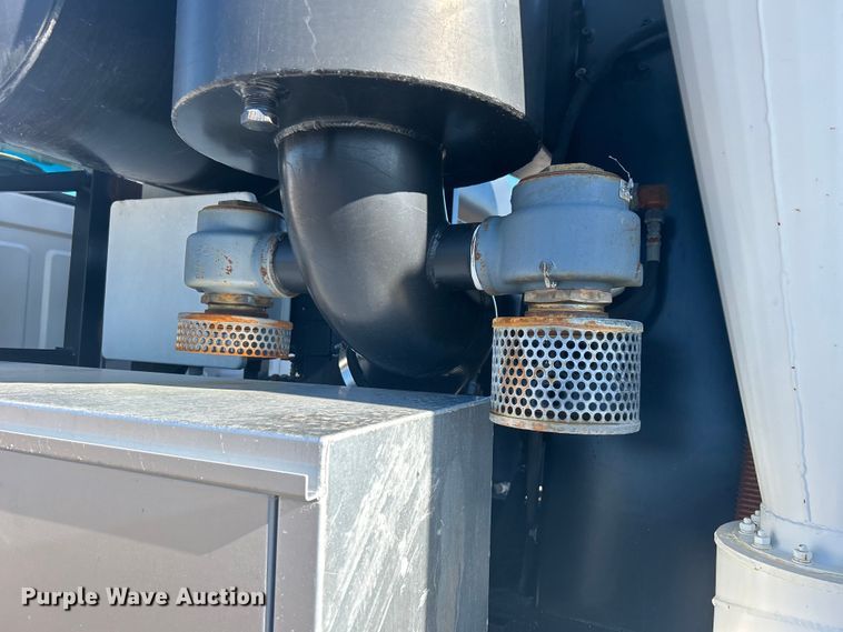 image for item EG1421 2000 Sterling L-Line sewer jetter truck