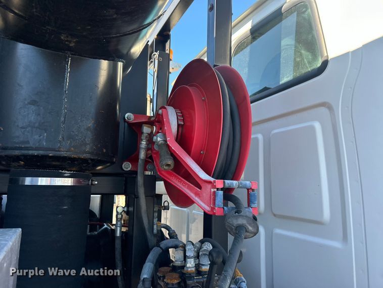 image for item EG1421 2000 Sterling L-Line sewer jetter truck