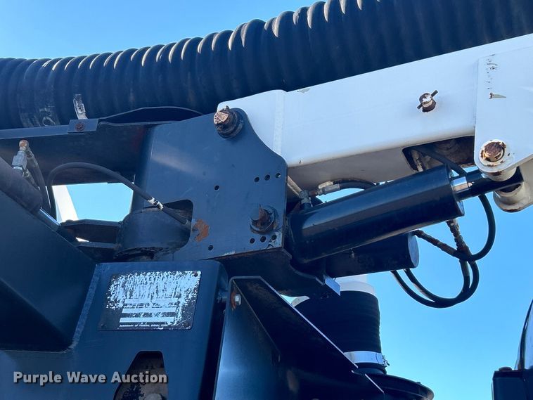 image for item EG1421 2000 Sterling L-Line sewer jetter truck