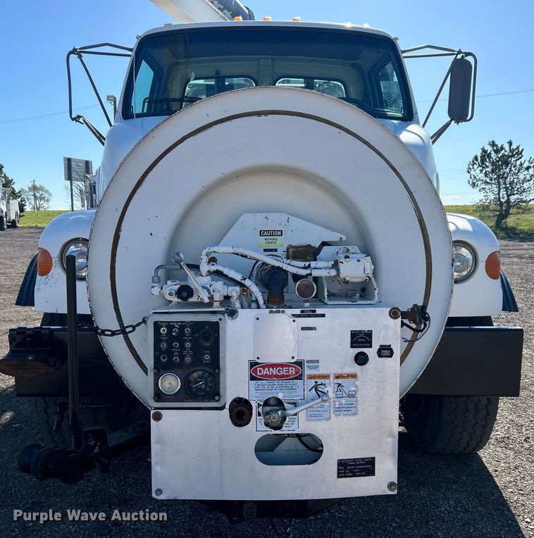 image for item EG1421 2000 Sterling L-Line sewer jetter truck