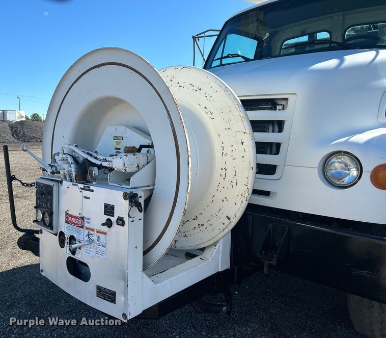 image for item EG1421 2000 Sterling L-Line sewer jetter truck